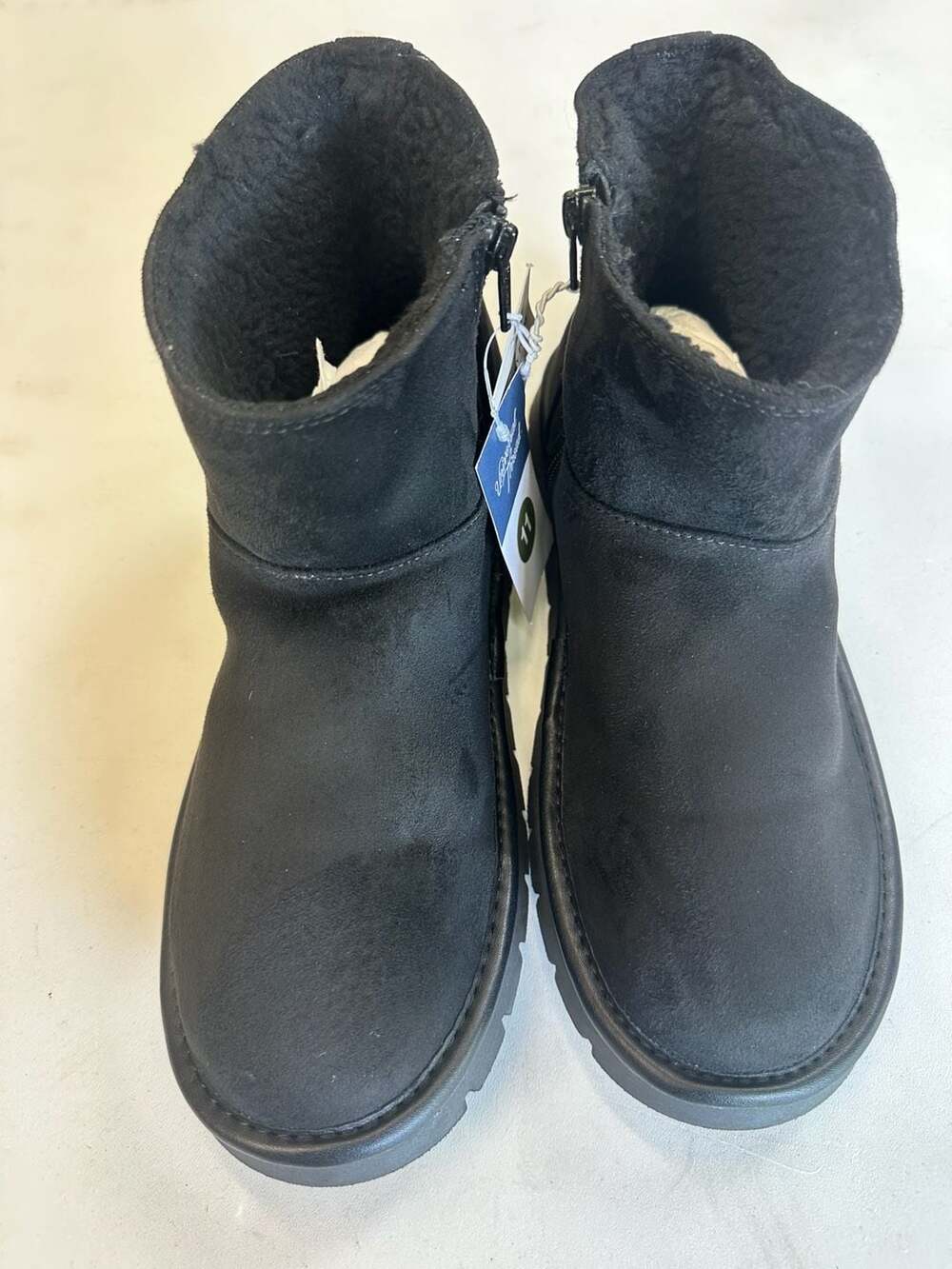 Universal Thread Cozy Ankle Boots Size 11 Black